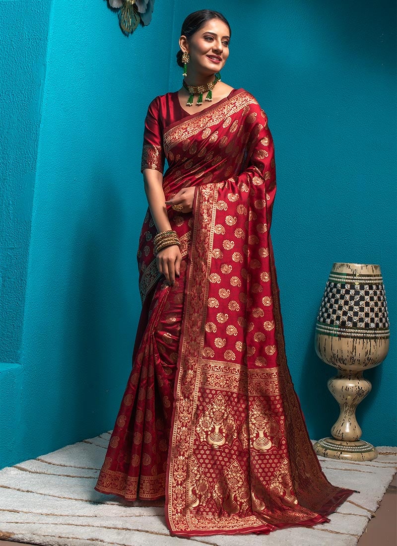 Banarasi silk saree with golden brocade